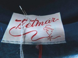 betmar blue felt pin b